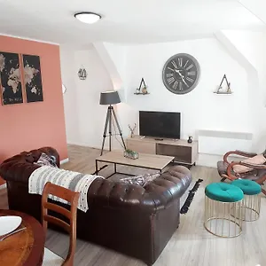 T3 Renove En Face Des Thermes Néris-les-Bains