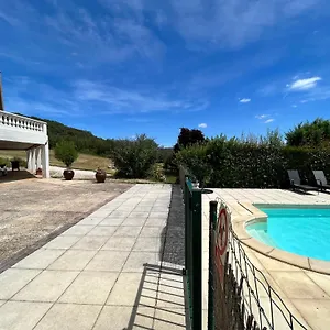 Rez De Piscine, 10 Personnes - Rêve De Papillon Et à L'étage, 5 Personnes - Nid D'étoiles, Il S'agit Bien De Deux Individuels Qui Sont Reliés Par Un Escalier Interne, Permet A Grande Famille De Louer Les Deux Saint-Géry